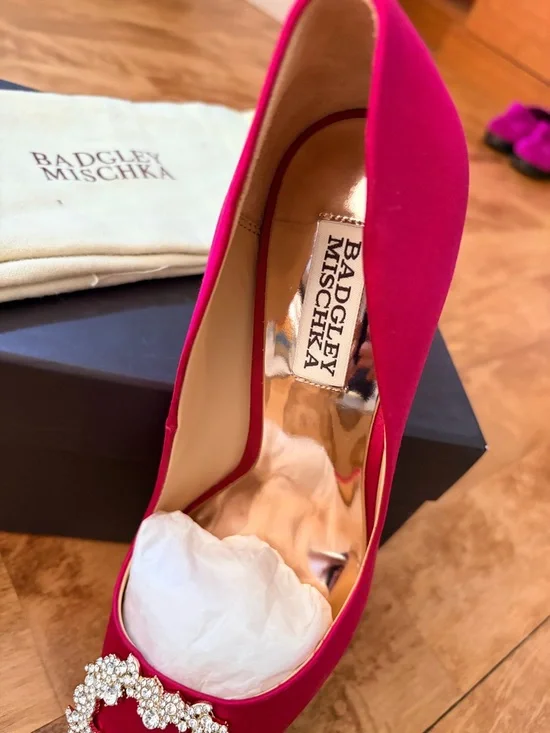 Badgley Mischka Fuchsia Pointed-Toe Pumps with Crystal Buckle - Picture 4 of 11